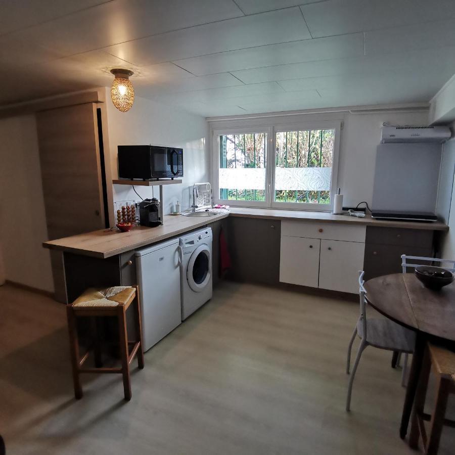 Les Ecureuils Apartment Pasly Exterior photo